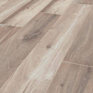 Solid wooden floor